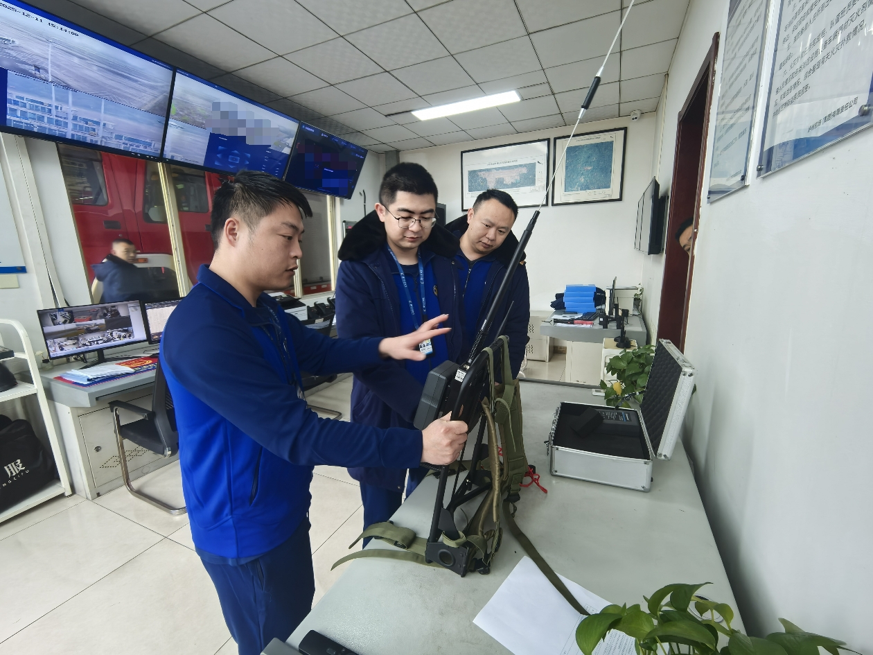 1765788233470382.jpg 1765788233470382.jpg